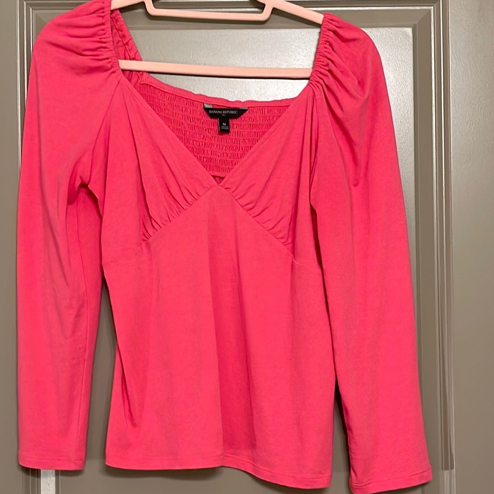 Banana Republic Puff. Sleeve Top